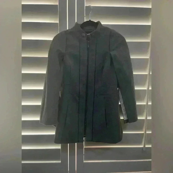 White House Black Market Wool Blend Gray Smoked Pearl Ball Chain Cape XXS $228 - Picture 3 of 9